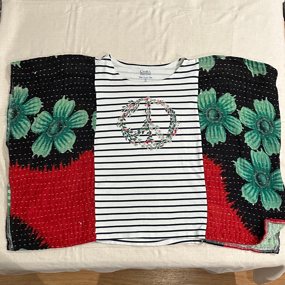 Croft & Barrow Striped Crop Top with Floral Peace Sign